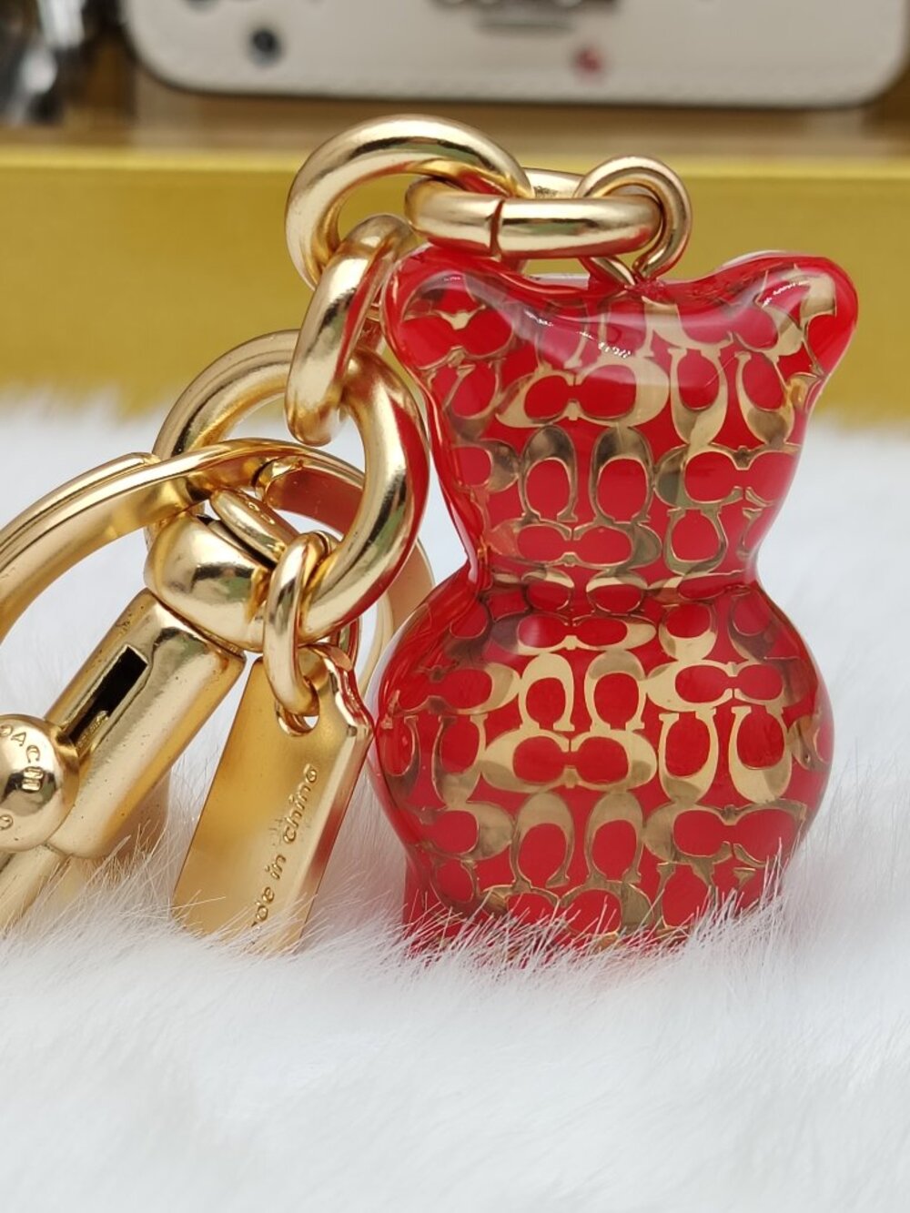 Coach Resin Gummy Bear Bag Charm Gold/Wine CK062 Keychain Coach Bag Accessories - Picture 3 of 8